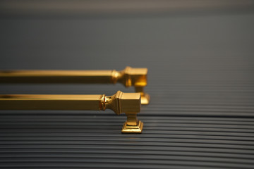 Фасад со скрытыми дверями