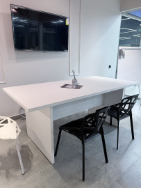 Офисные столы